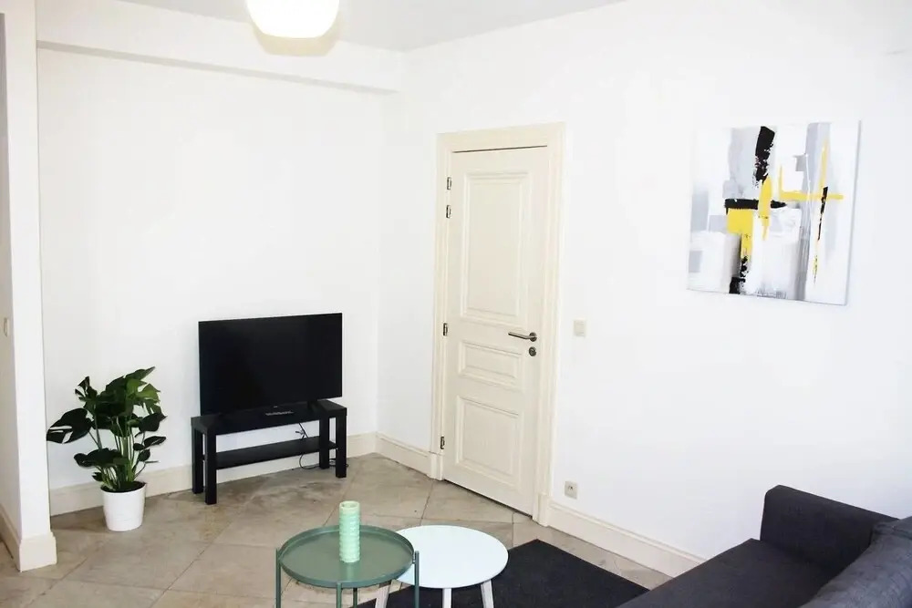 Saint Pauls Suite 38