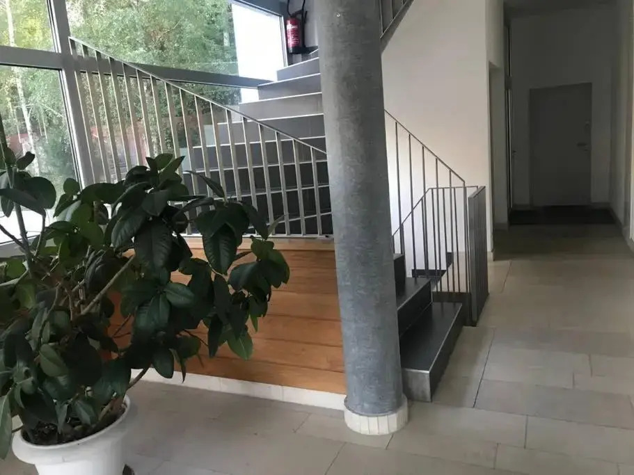 Modern, bright and spacious 3 bedrooms 2 bathrooms