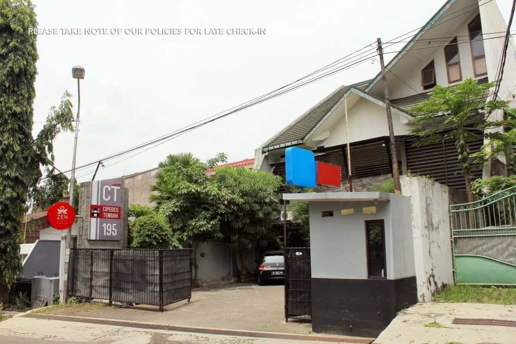 ZEN Rooms Cipedes Tengah Sukajadi