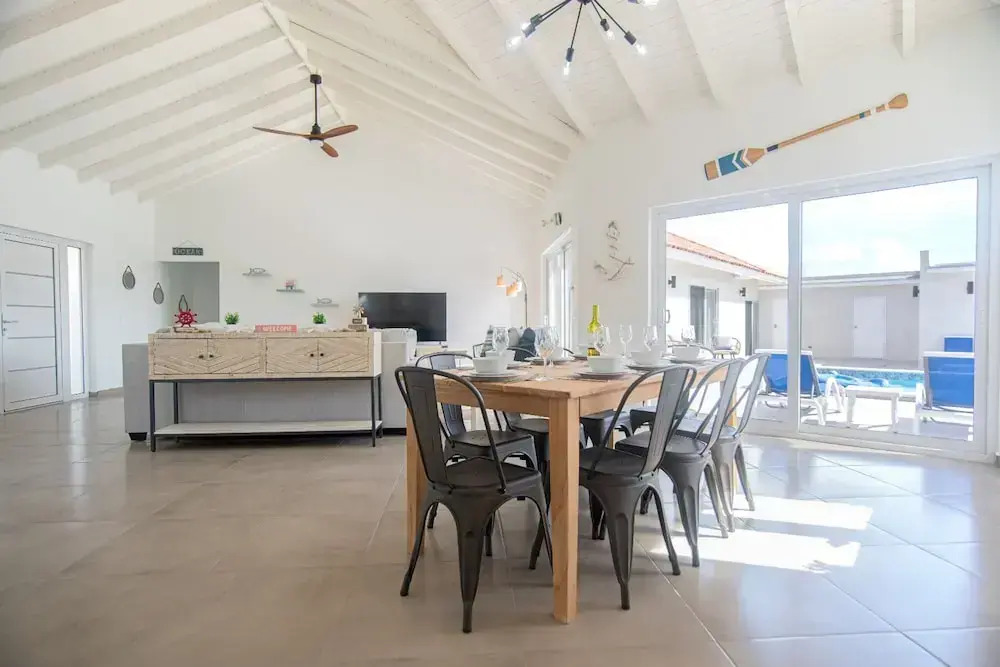 Breathtaking Prvt 4BR Pool Villa 5 Min to Beach