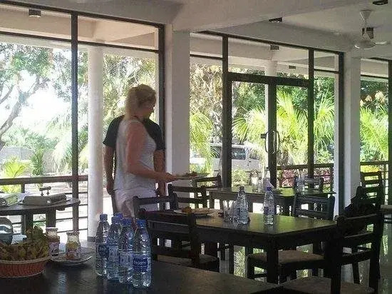 New Sunrise Hotel