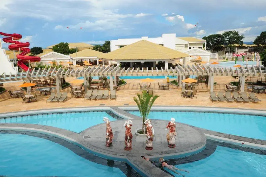 Hotel Lacqua Diroma - Apartamentos Completos para 5 pessoas em Caldas Novas-GO