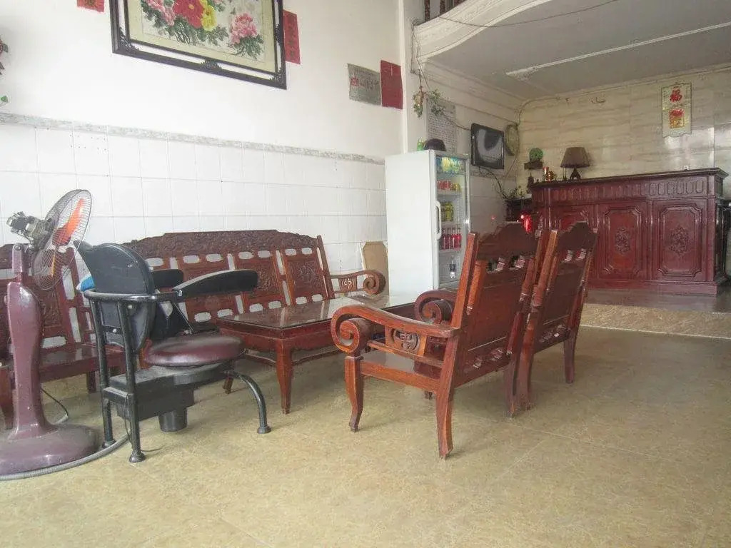 Phuc Loi Loc Hotel