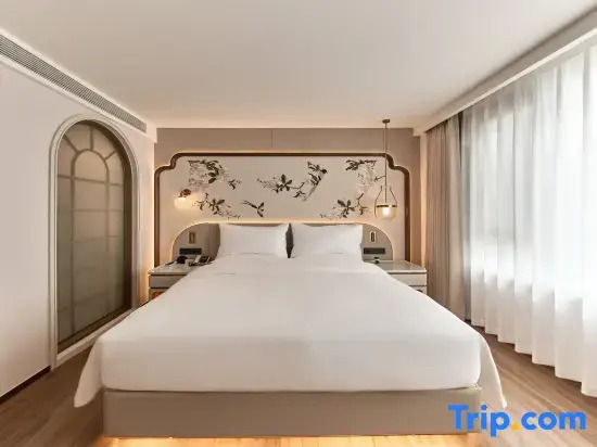 Muxi AffordableLuxury Light Luxury Homestay (Kunming Dianchi Lake Scenic Area)