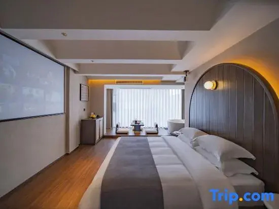 Xunyou · Hidden Luxury Homestay (Dongjianghu Scenic Area Store)