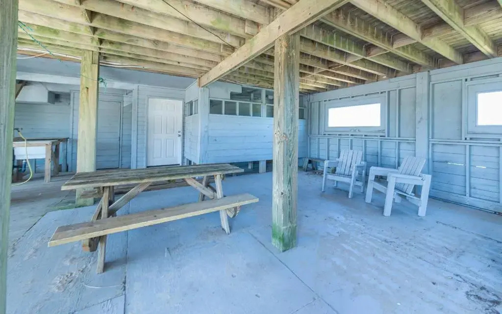 York - Duck, Carolina Dunes, Oceanfront, Ocean View, Hot Tub, Large Decks, Pets OK