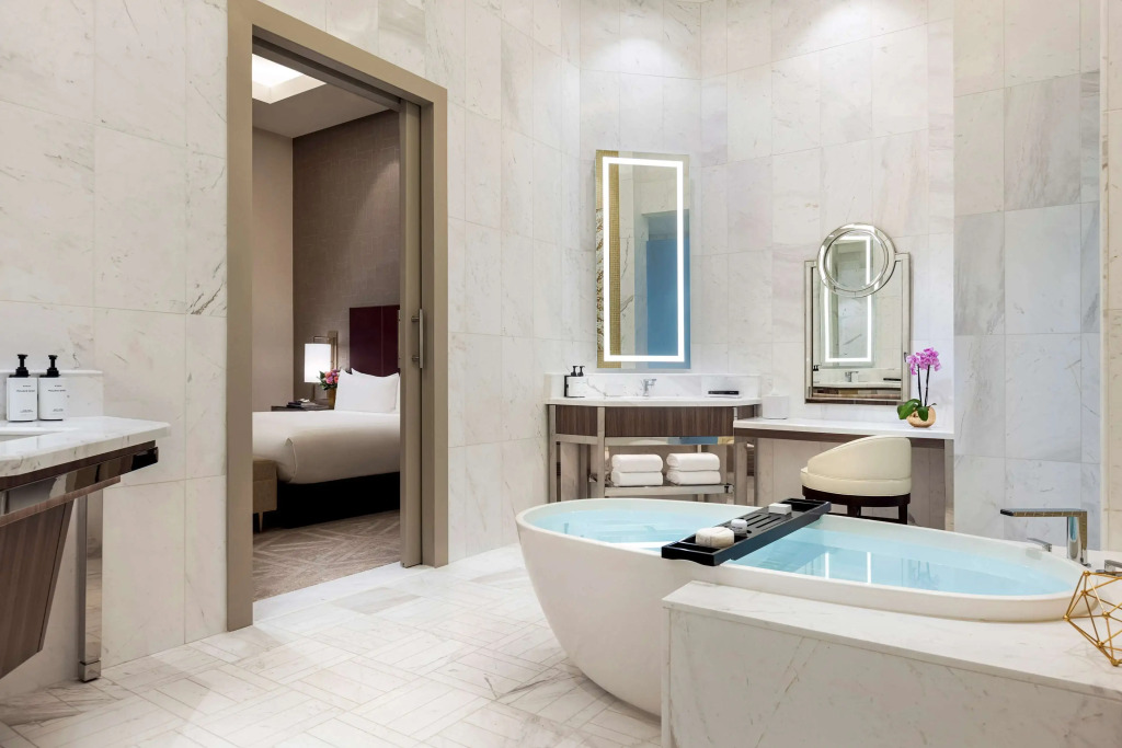 Crockfords Las Vegas, LXR Hotels & Resorts at Resorts World