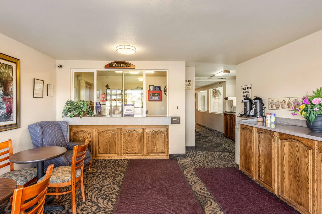 Americas Best Value Inn Burns