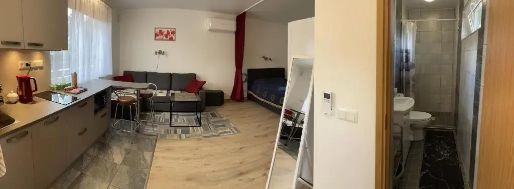 Paralepa Guest House