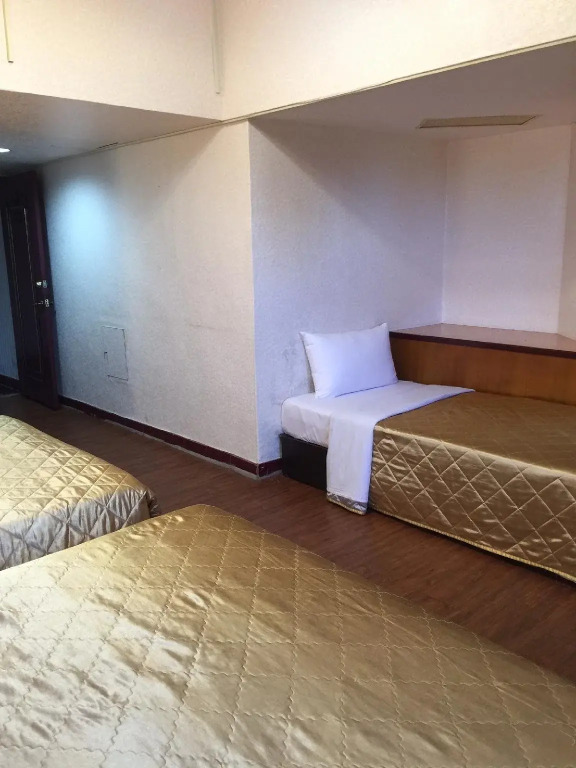 Diamond Hotel