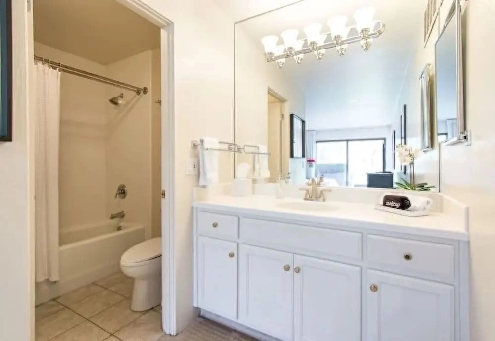 2BR Napa Getaway Side-by-side Condos Golf View