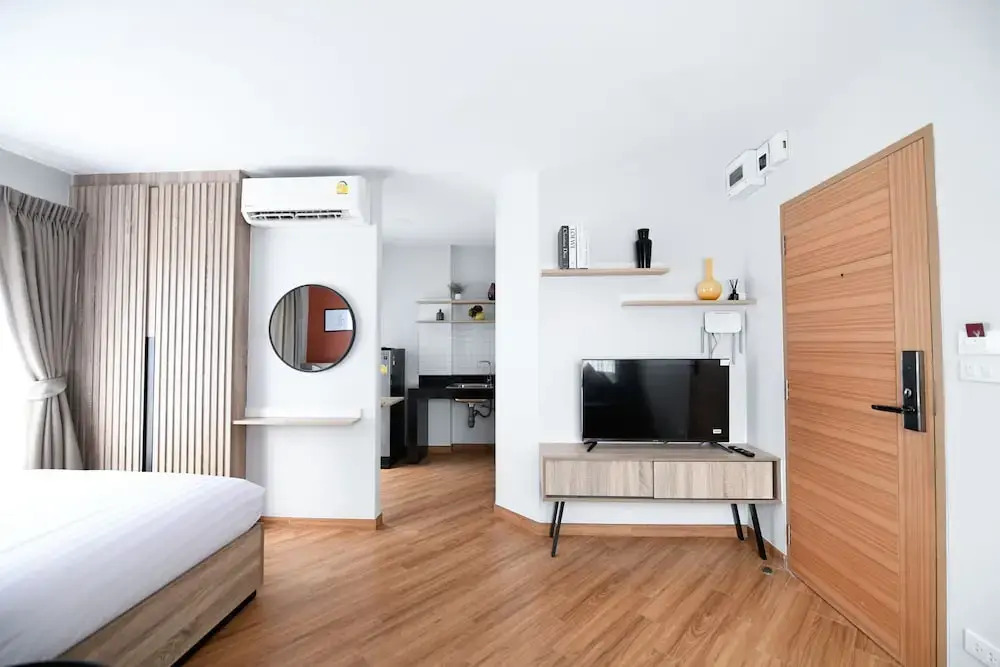You Hotel