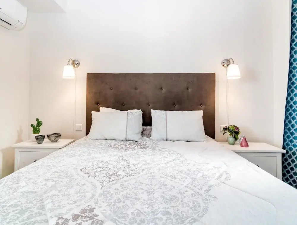 PDM-Apartment with fantastic views Estepona