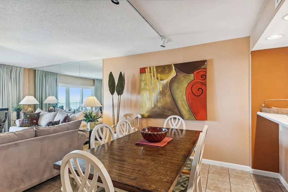 Seacrest 402 is a 2 BR Gulf Front on Okaloosa Island by RedAwning