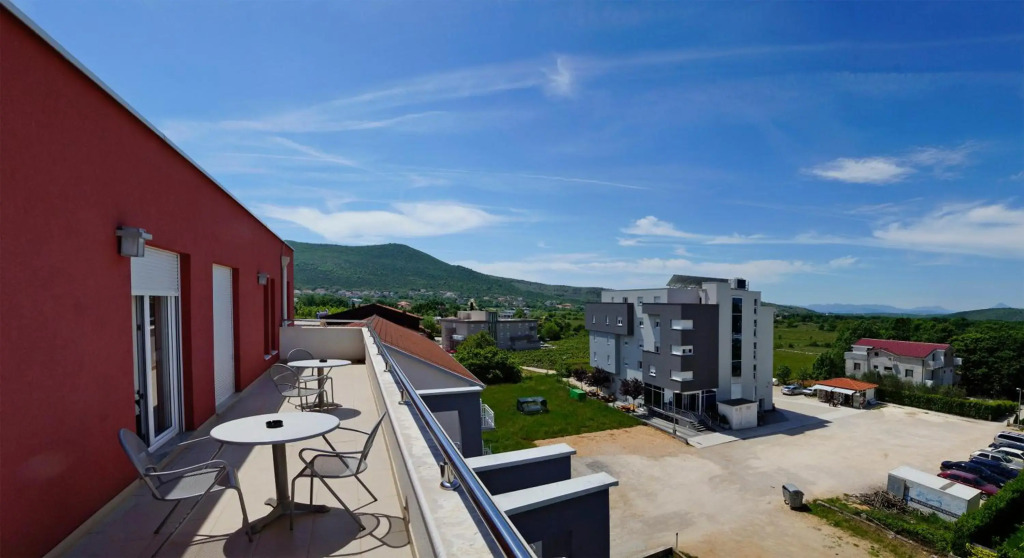 Hotel Dina