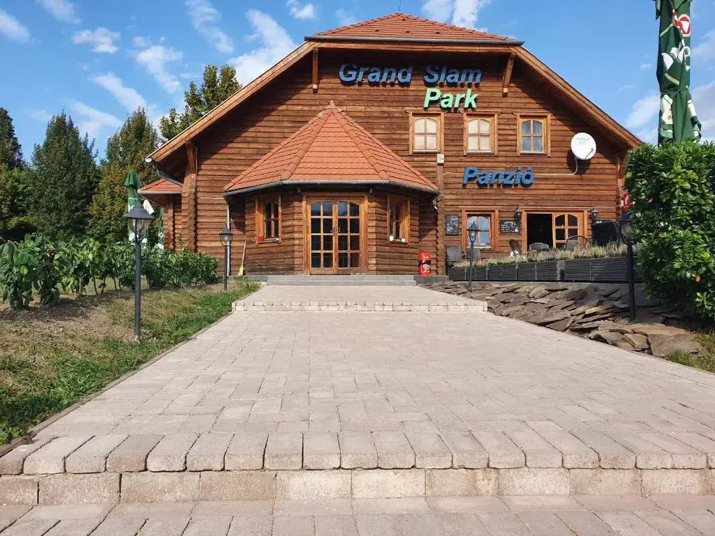 Grand Slam Panzió