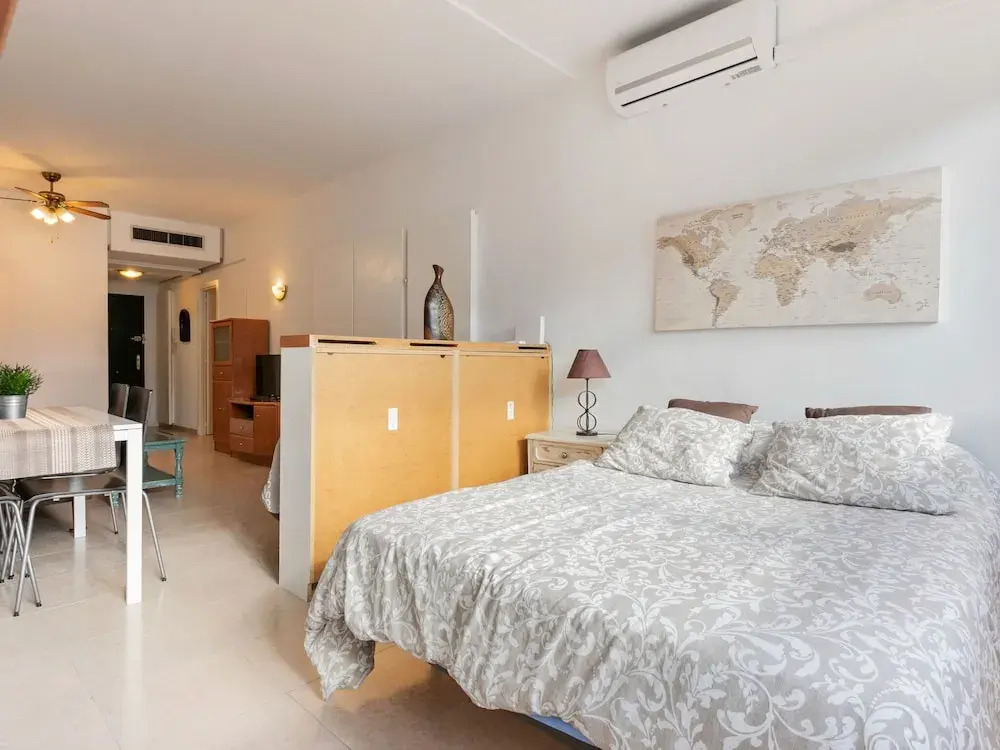 Pleasant Holiday Home in Torremolinos near Beach