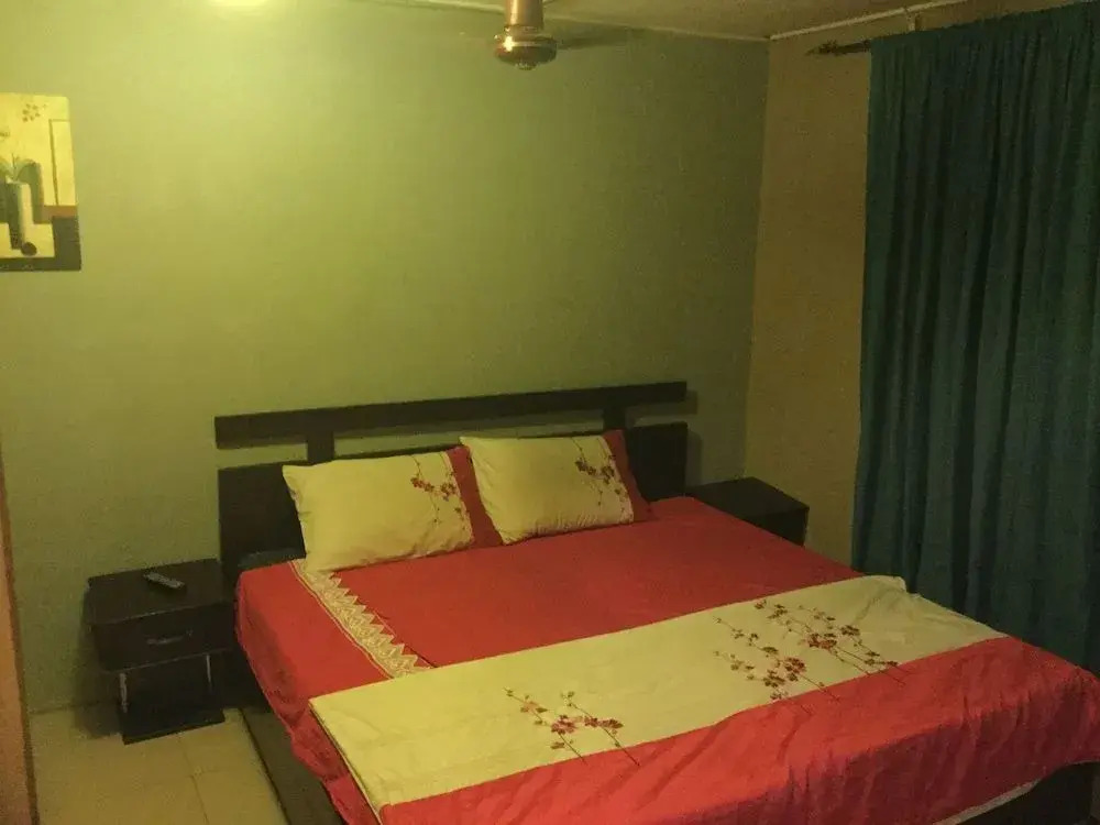Legendary Inn & Lounge