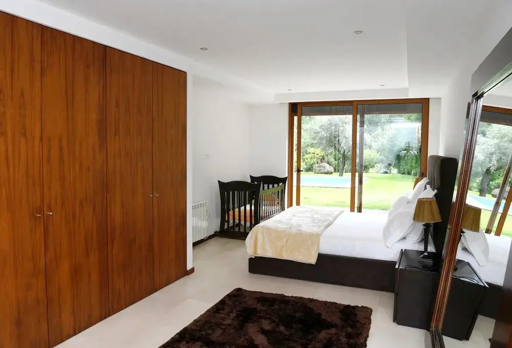Villa with 4 Bedrooms in Caniçada, with Wonderful Mountain View, Private Pool, Furnished Garden