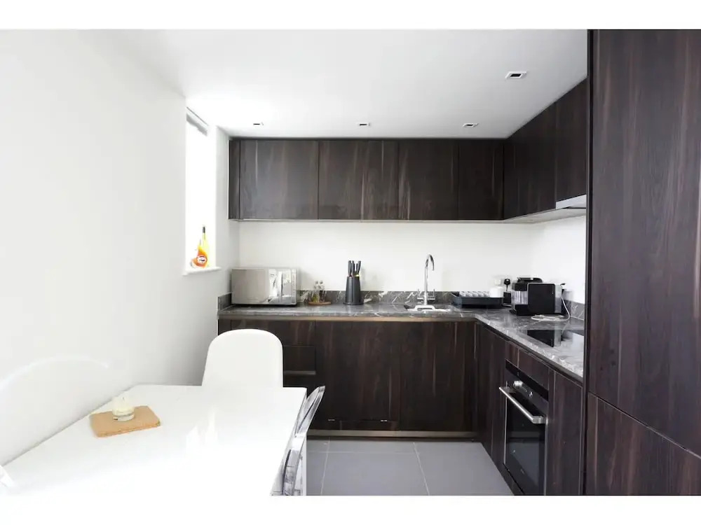 Modern, Spacious 2BR Flat in Oxford
