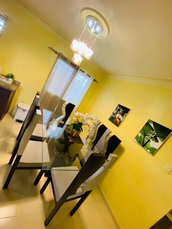 Tres 3-Habitaciones Con Sus Aires Apartamento Amueblado,Zona Tranquila Cerca de Todo SantiagoRD