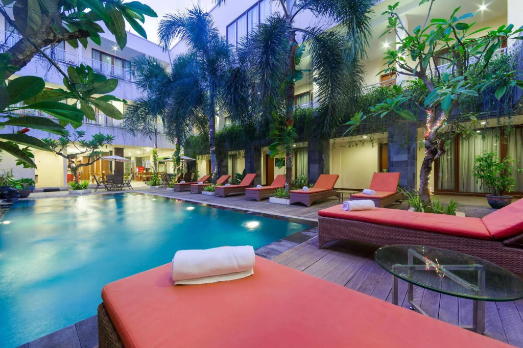 ZEN Rooms Kuta Tuban Suites