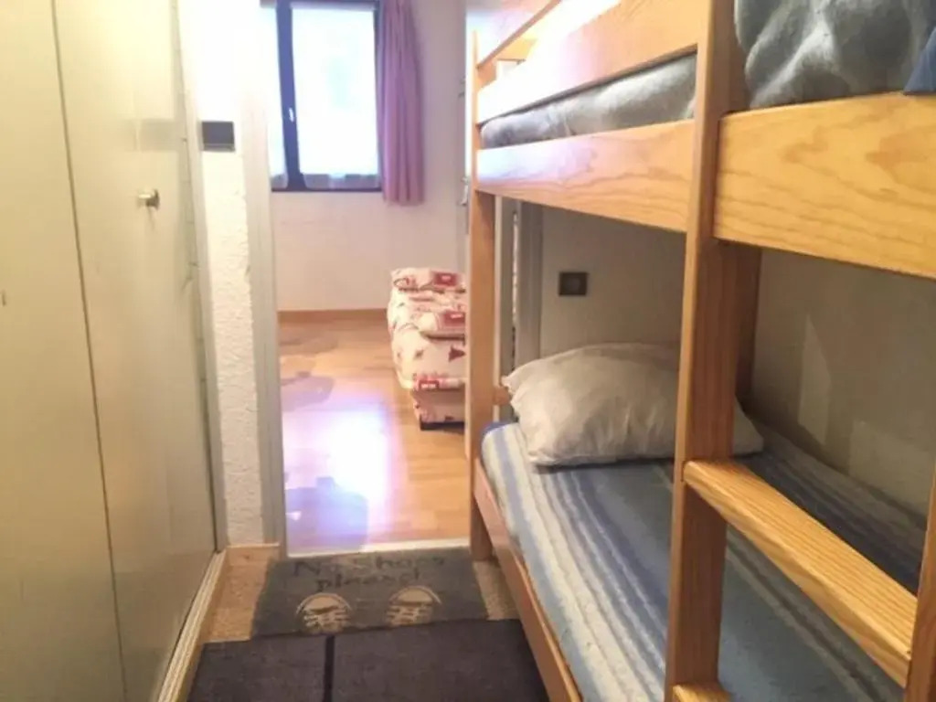 Studio cabine 8 pers, Sud, pied de piste, centre station, proche commerces et ESF - FR-1-330-40