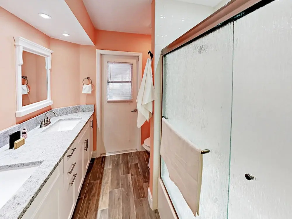 South West 4th - 4 Br Home