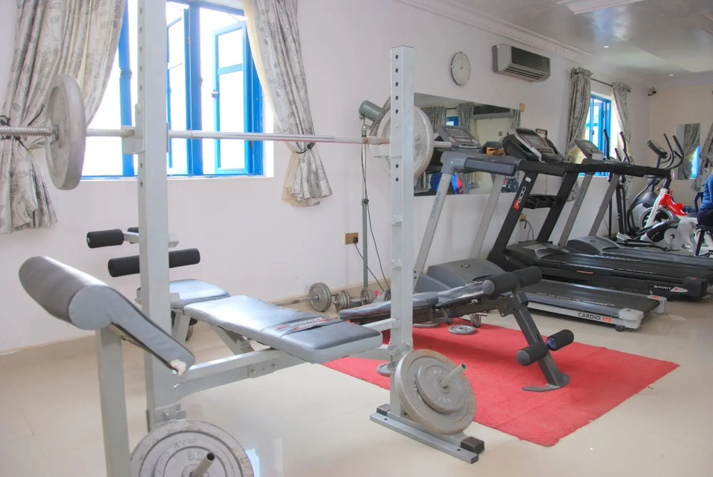 BEN AUTO guest house