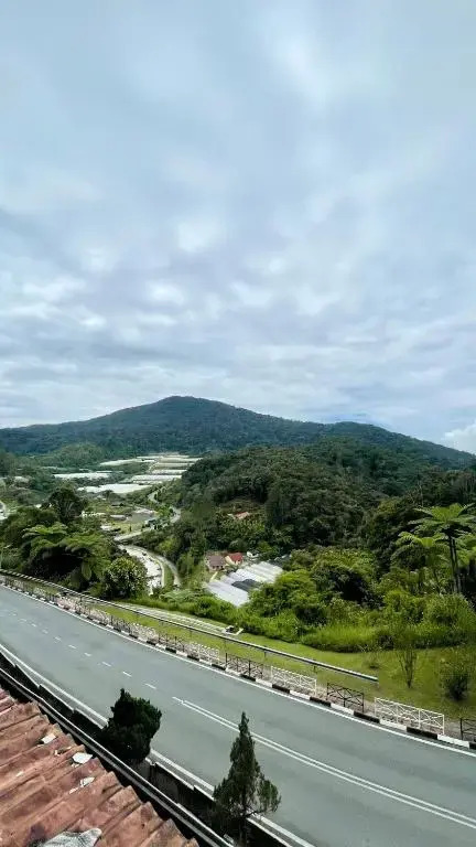 RAYYAN AL HAMD Landed MUSLIM HOMESTAY CAMERON HIGHLANDS