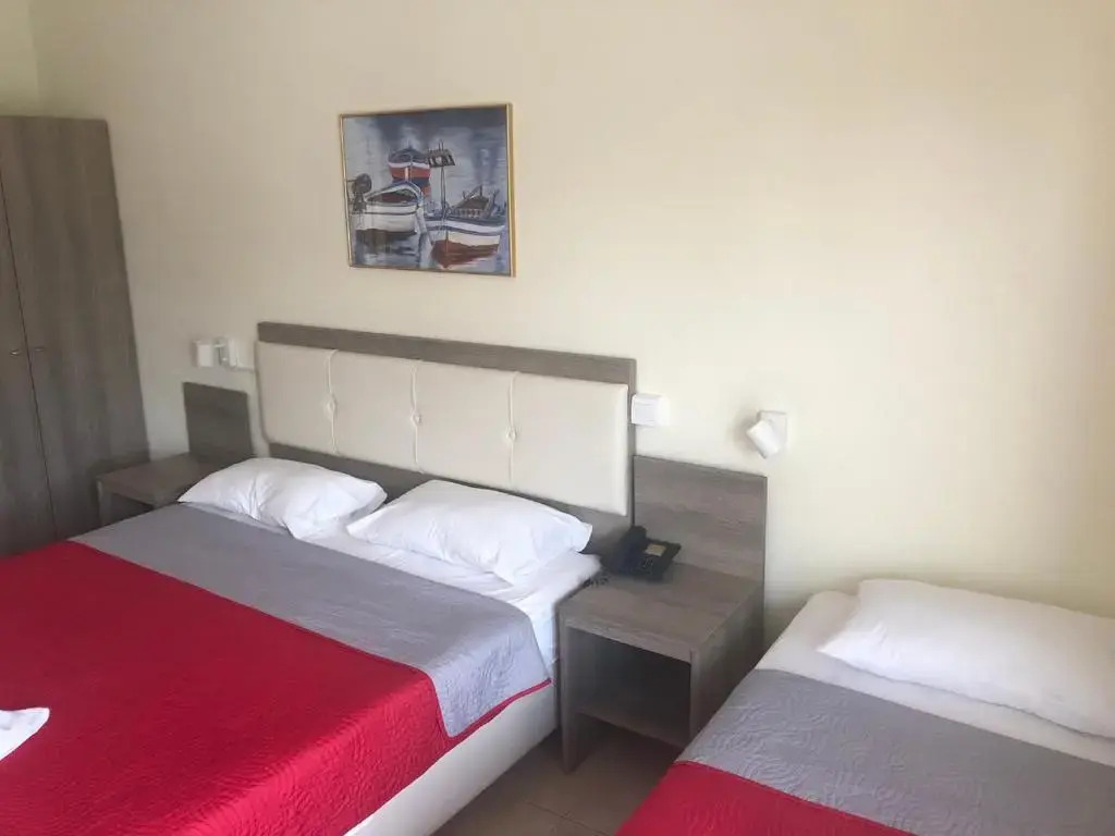 SimOtel Ermis
