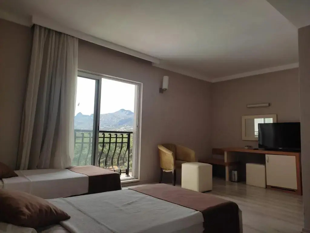 Uptown Buyuk Anadolu Girne Hotel