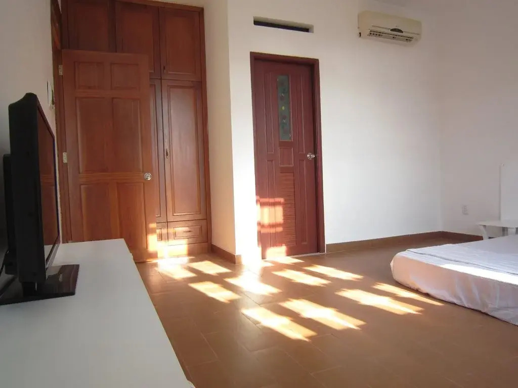 Luu Nguyen Hotel and Apartment
