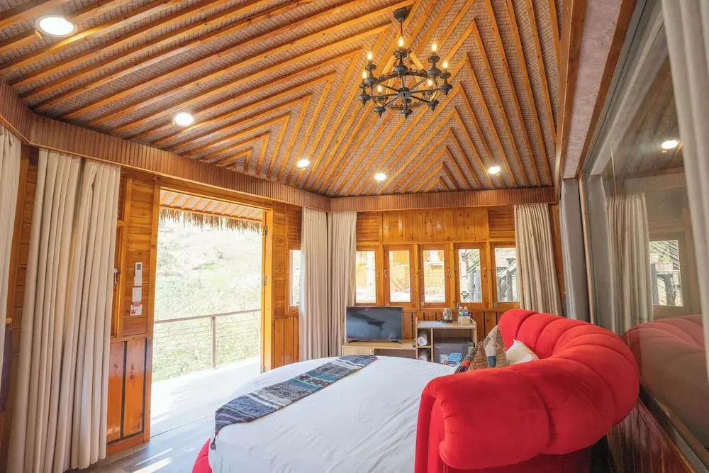 Sinai Bungalow & Hotel SaPa