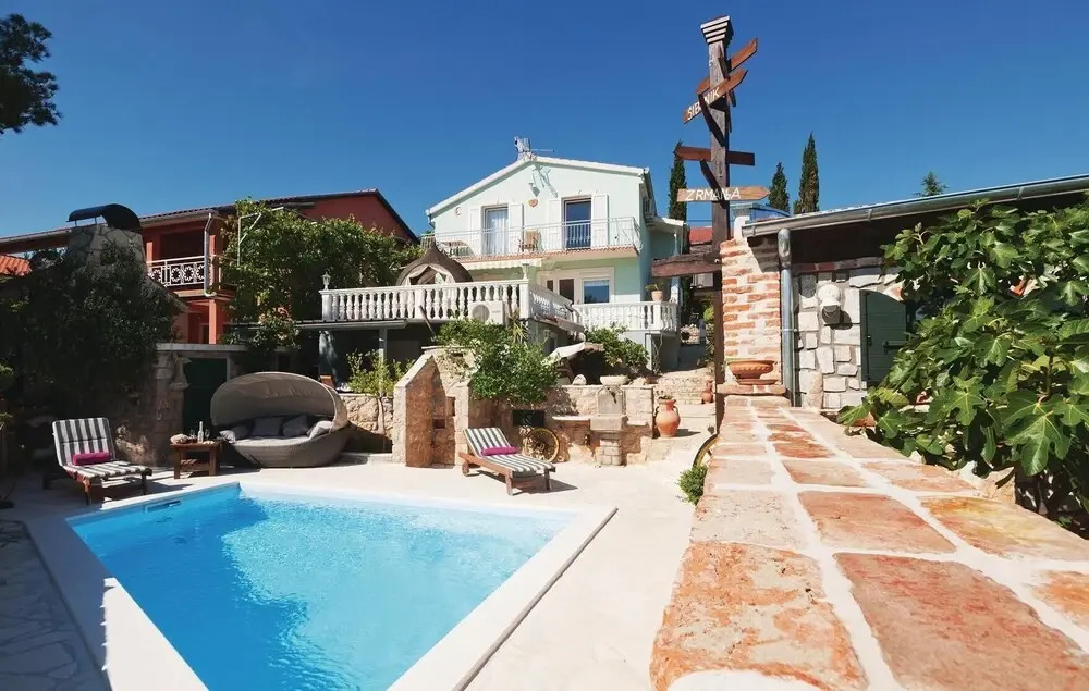 Gorgeous Home In Maslenica