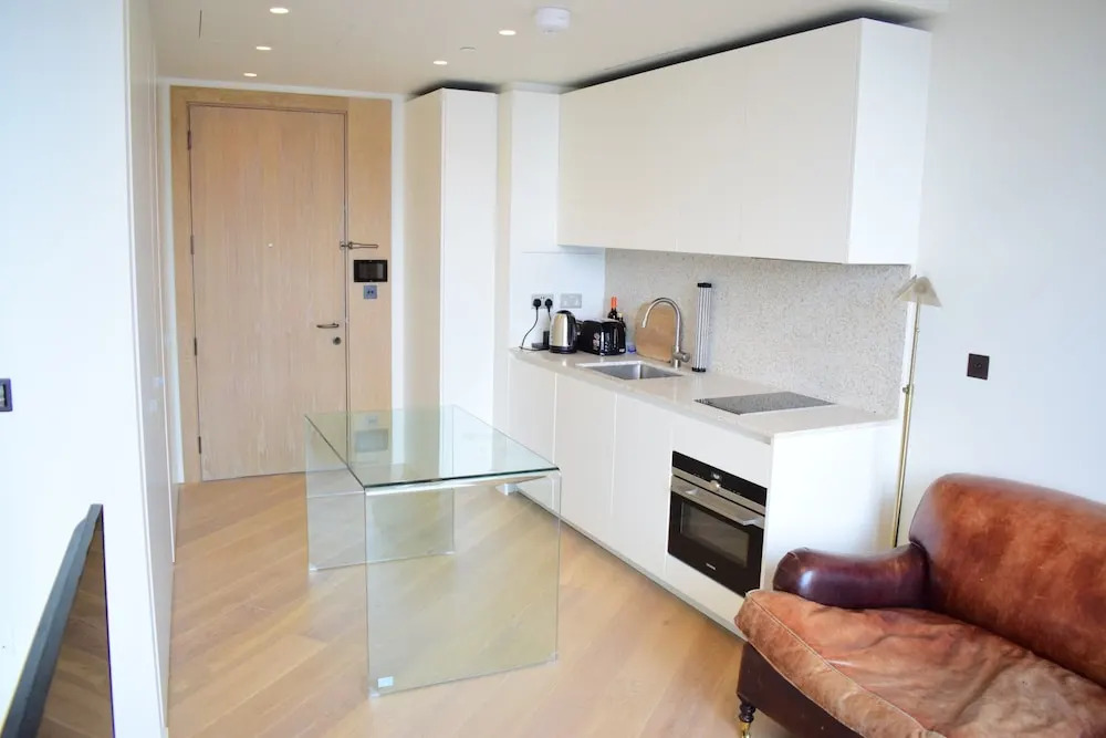 Shepherds Bush 1 Bedroom Flat