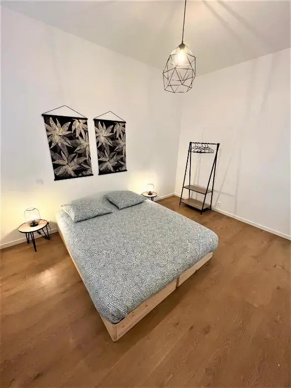 Reims Proche Hyper-centre 6 couchages Rénové