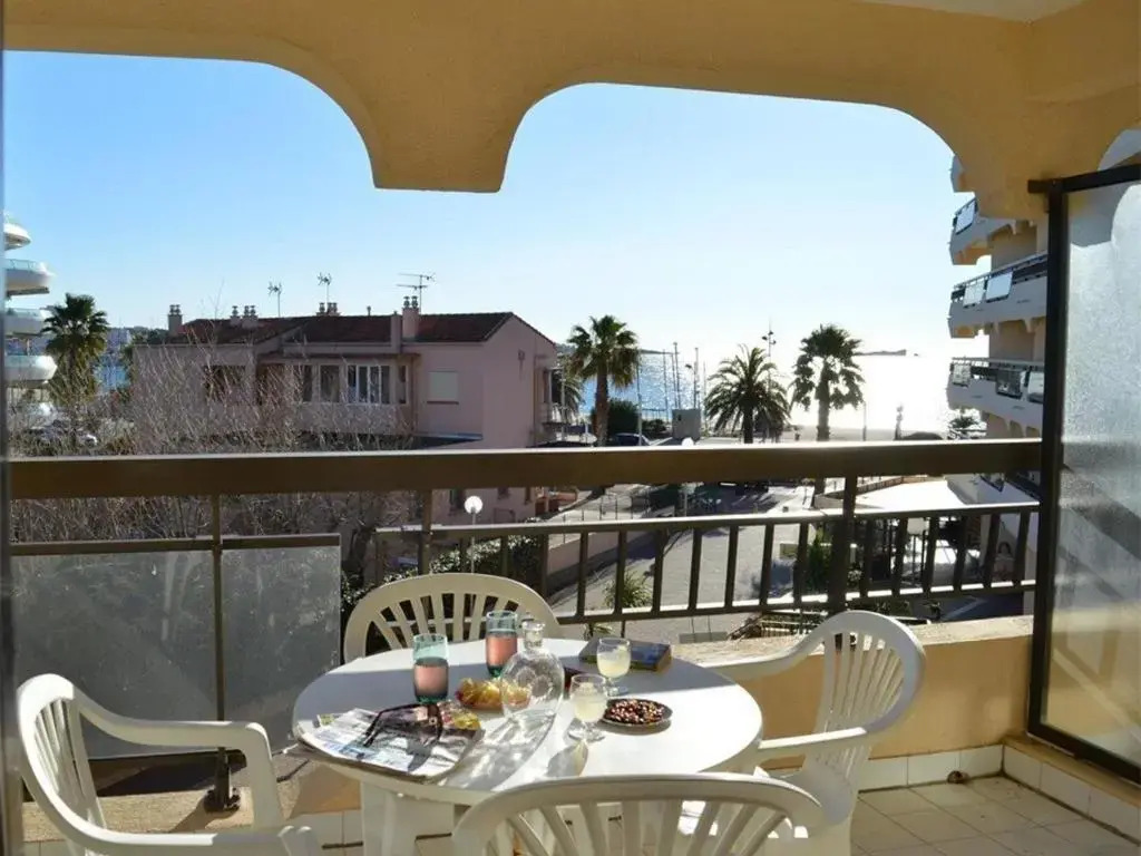 Appartement Fréjus, 1 pièce, 4 personnes - FR-1-226A-57