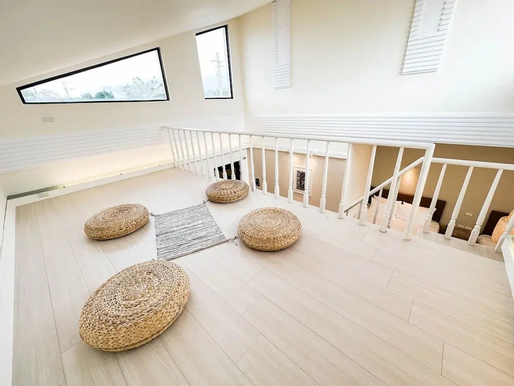 Cliff Villa