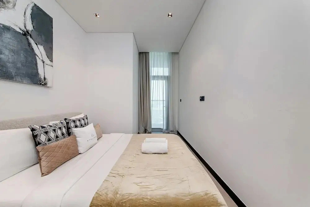 Premium 1BR Apartment at 15 Northside