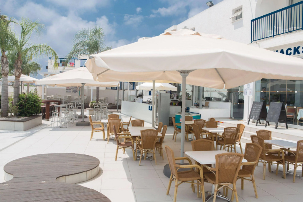 Tsokkos Holiday Hotel Apartments