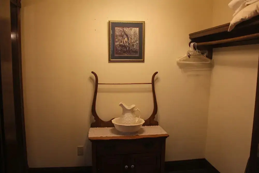 Apple Crest Inn
