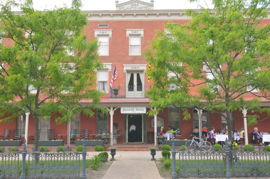 Atlantic Hotel
