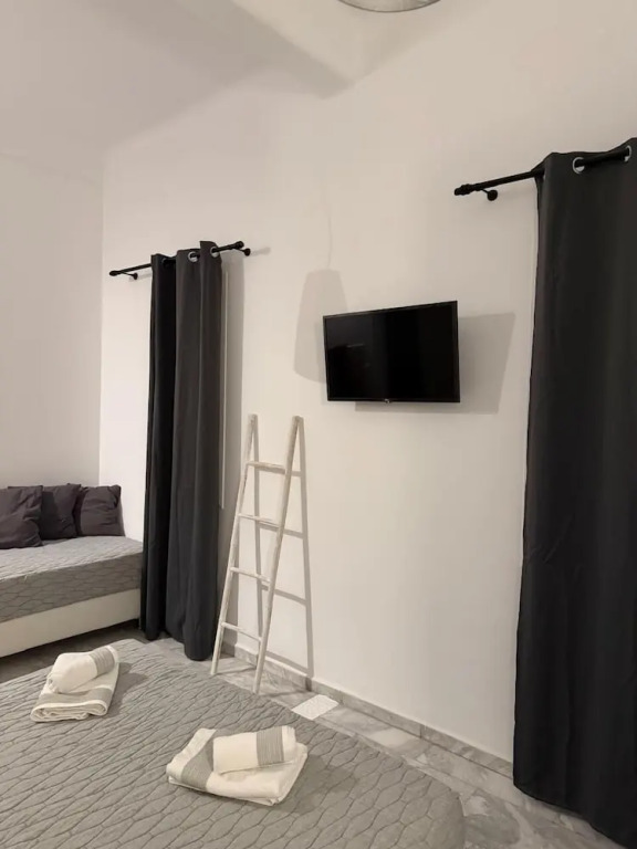 Starlight Luxury Studios
