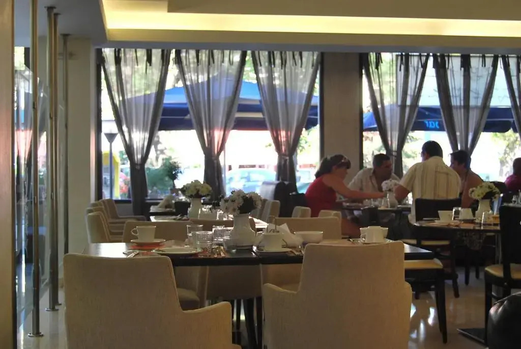 Saint George Hotel