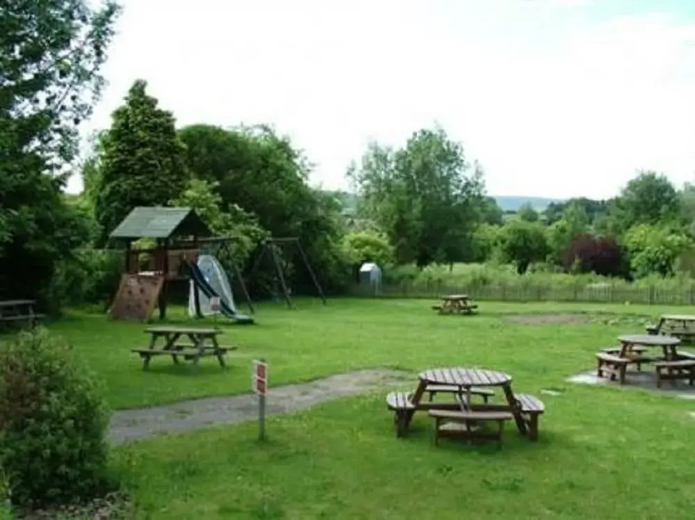 The Red Lion Heytesbury