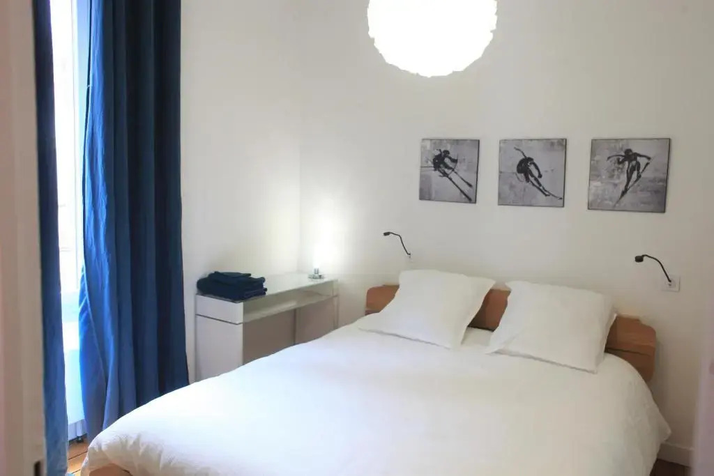 70 rue Thiers Championnet, close SNCF, new & design, 2 bedrooms, 1 office