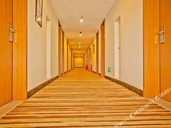 Jinjiang Inn Style (Taiyuan South Inner Ring Financial University North Campus)