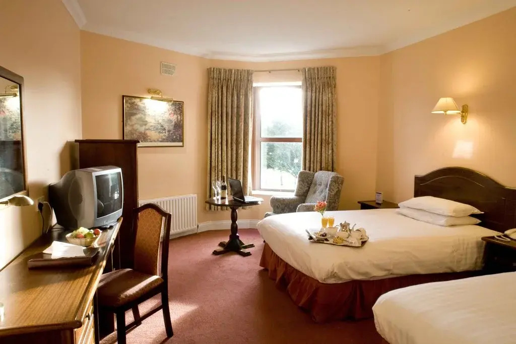 Oranmore Lodge Hotel Conference And Leisure Centre Galway