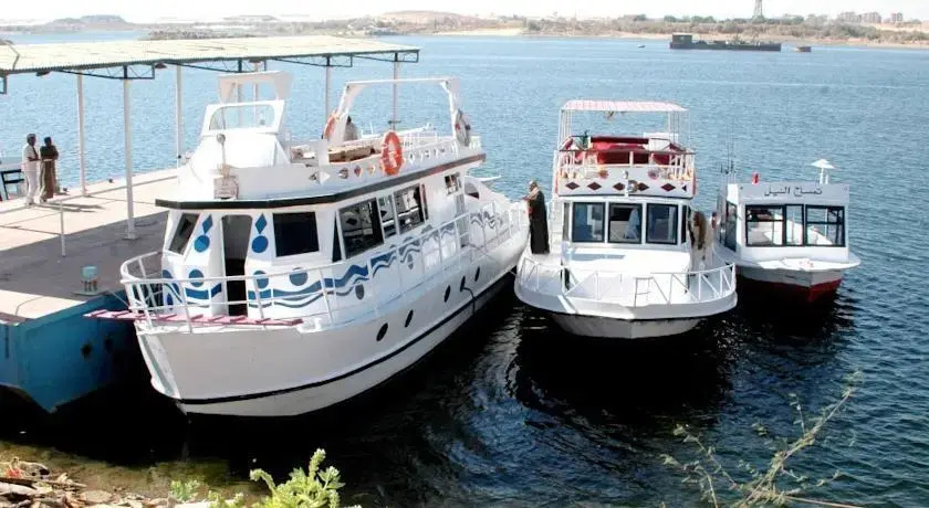 Safari Boat Nubian 1
